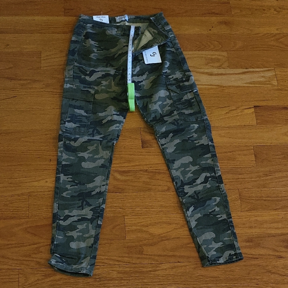 Stretchy Slim Camouflage Cargo Pants